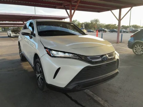 Photos of 2022 Toyota Venza XLE for sale in Fishers, IN at AutoGiant USA Fishers
