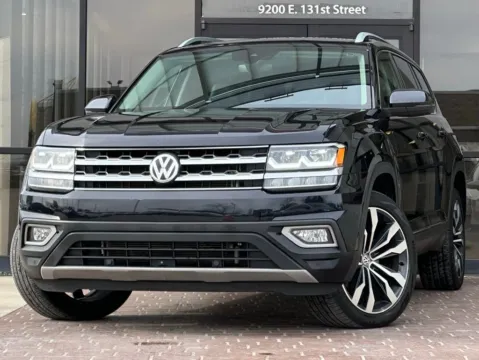Black 2019 Volkswagen Atlas SEL Premium for sale in Fishers, IN