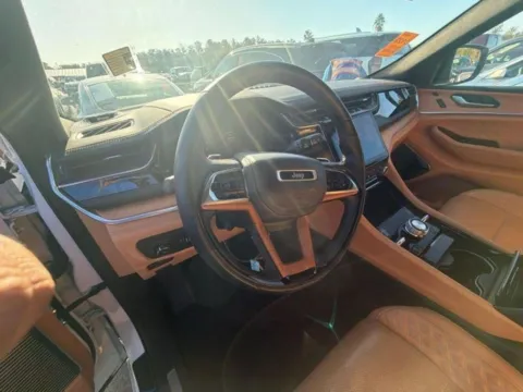 More photos of 2022 Jeep Grand Cherokee Summit Reserve 4xe at AutoGiant USA Fishers, IN