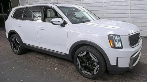 Photos of 2023 Kia Telluride EX for sale in Fishers, IN at AutoGiant USA Fishers