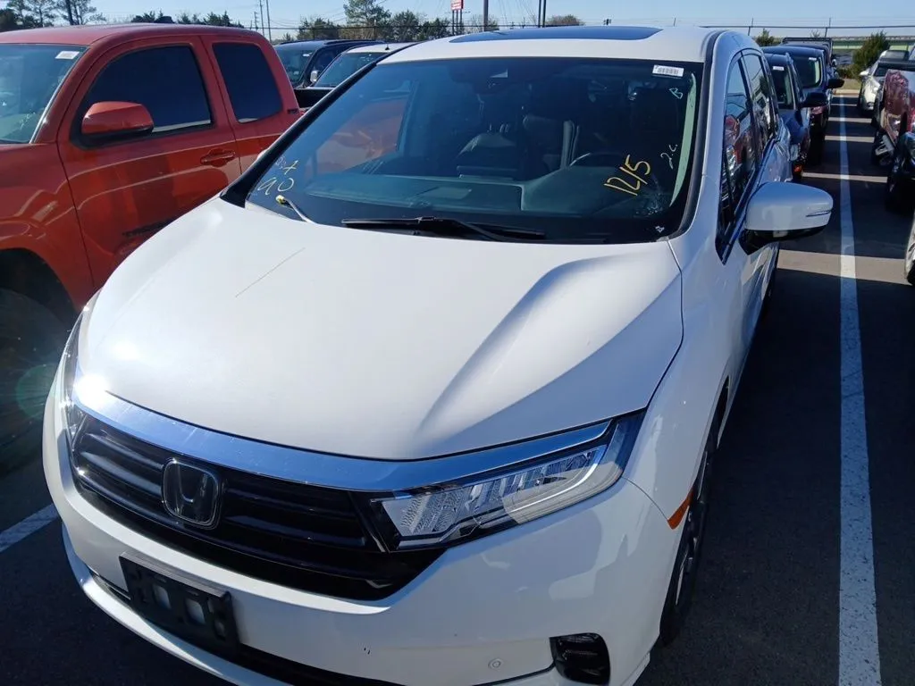 White 2023 Honda Odyssey Elite for sale in Fishers, IN