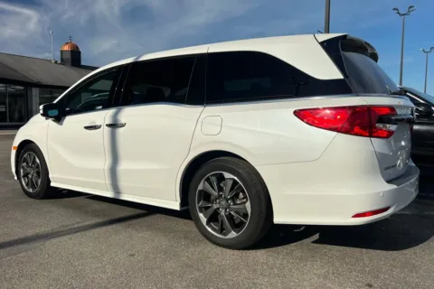 More photos of 2023 Honda Odyssey Elite at AutoGiant USA Fishers, IN