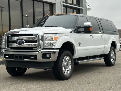 More photos of 2016 Ford F-250SD Lariat at AutoGiant USA Fishers, IN