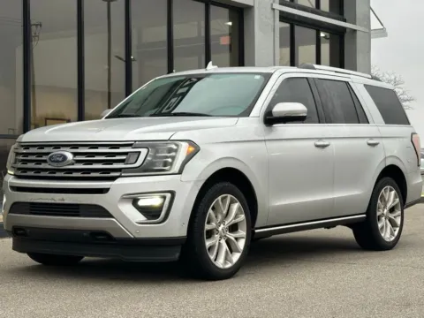 More photos of 2018 Ford Expedition Limited at AutoGiant USA Fishers, IN