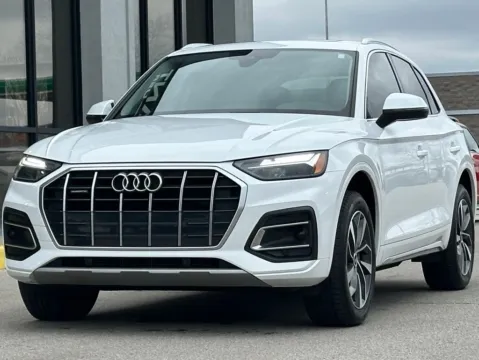 More photos of 2021 Audi Q5 45 Premium at AutoGiant USA Fishers, IN