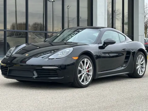 More photos of 2018 Porsche 718 Cayman at AutoGiant USA Fishers, IN