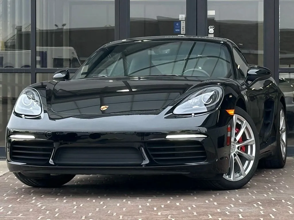 2018 Porsche 718 Base's photo