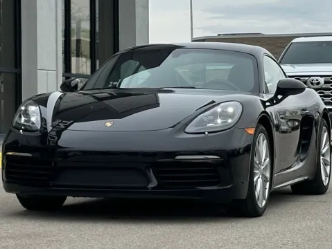More photos of 2018 Porsche 718 Cayman at AutoGiant USA Fishers, IN