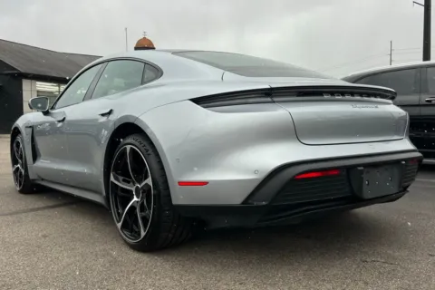More photos of 2020 Porsche Taycan 4S at AutoGiant USA Fishers, IN