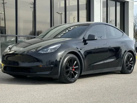 More photos of 2022 Tesla Model Y Performance at AutoGiant USA Fishers, IN