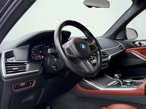 Photos of 2022 BMW X7 M50i for sale in Fishers, IN at AutoGiant USA Fishers