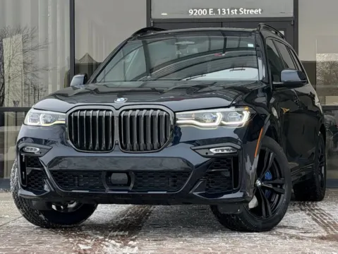 Black 2022 BMW X7 M50i for sale in Fishers, IN