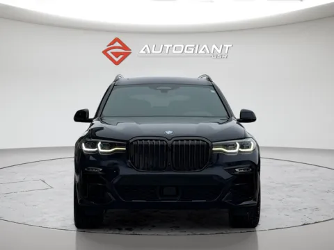 More photos of 2022 BMW X7 M50i at AutoGiant USA Fishers, IN