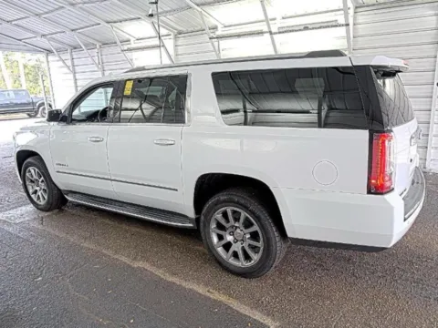 More photos of 2020 GMC Yukon XL Denali at AutoGiant USA Fishers, IN