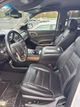 More photos of 2020 GMC Yukon XL Denali at AutoGiant USA Fishers, IN