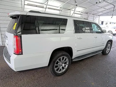 Another view of 2020 GMC Yukon XL Denali for sale in Fishers, IN at AutoGiant USA Fishers