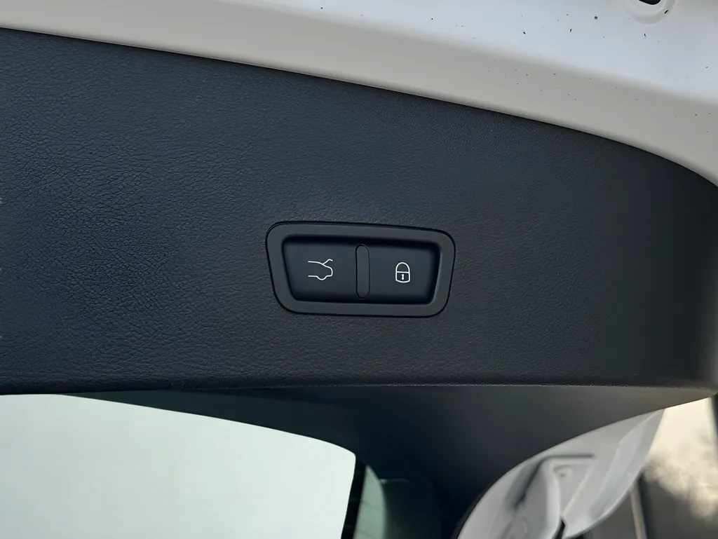 2025 Alfa Romeo Tonale Base - Photo 25