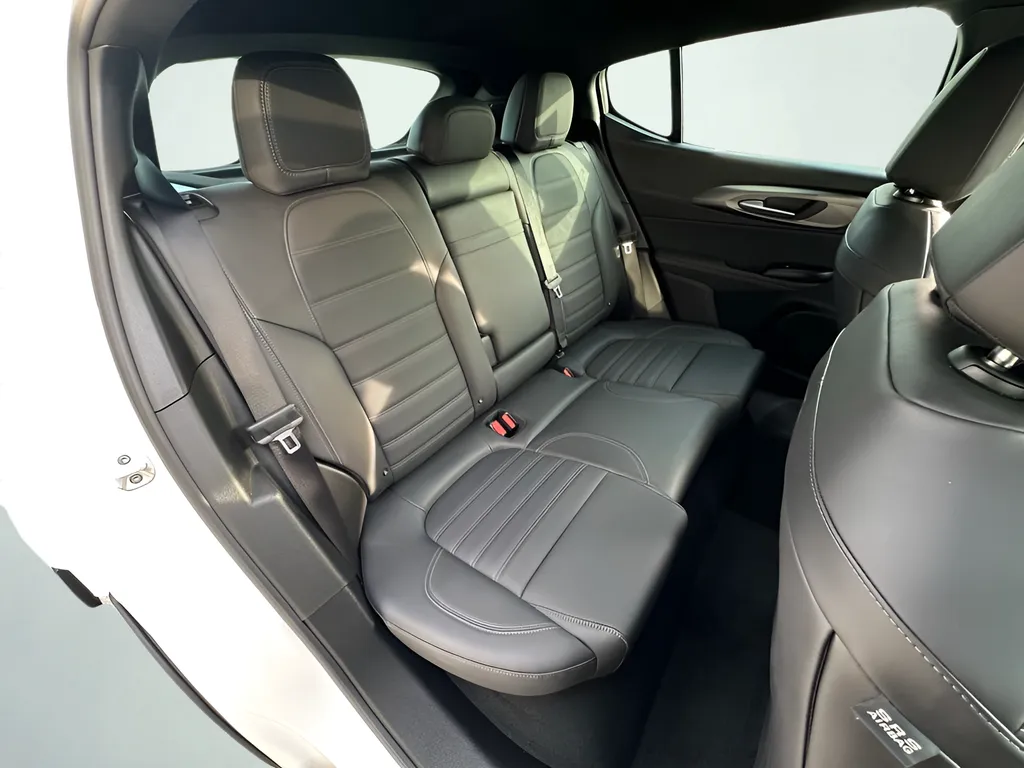 2025 Alfa Romeo Tonale Base - Photo 29