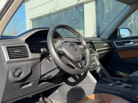Photos of 2019 Volkswagen Atlas SEL Premium for sale in Fishers, IN at AutoGiant USA Fishers
