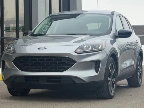 More photos of 2022 Ford Escape SE at AutoGiant USA Fishers, IN
