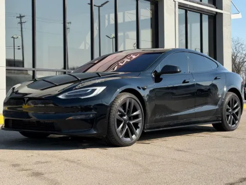More photos of 2021 Tesla Model S Plaid at AutoGiant USA Fishers, IN