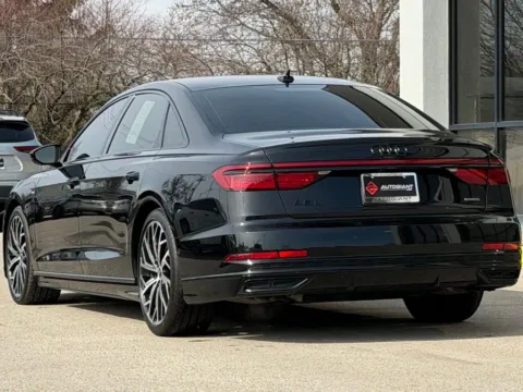 More photos of 2021 Audi A8 4.0 at AutoGiant USA Fishers, IN