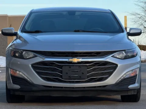Another view of 2019 Chevrolet Malibu LT for sale in Fishers, IN at AutoGiant USA Fishers