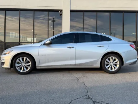 More photos of 2019 Chevrolet Malibu LT at AutoGiant USA Fishers, IN