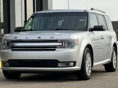 More photos of 2016 Ford Flex SEL at AutoGiant USA Fishers, IN