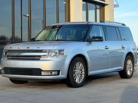 More photos of 2016 Ford Flex SEL at AutoGiant USA Fishers, IN