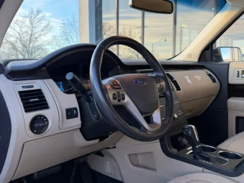 Photos of 2016 Ford Flex SEL for sale in Fishers, IN at AutoGiant USA Fishers