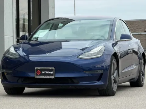 More photos of 2018 Tesla Model 3 Long Range at AutoGiant USA Fishers, IN