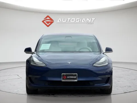 More photos of 2018 Tesla Model 3 Long Range at AutoGiant USA Fishers, IN