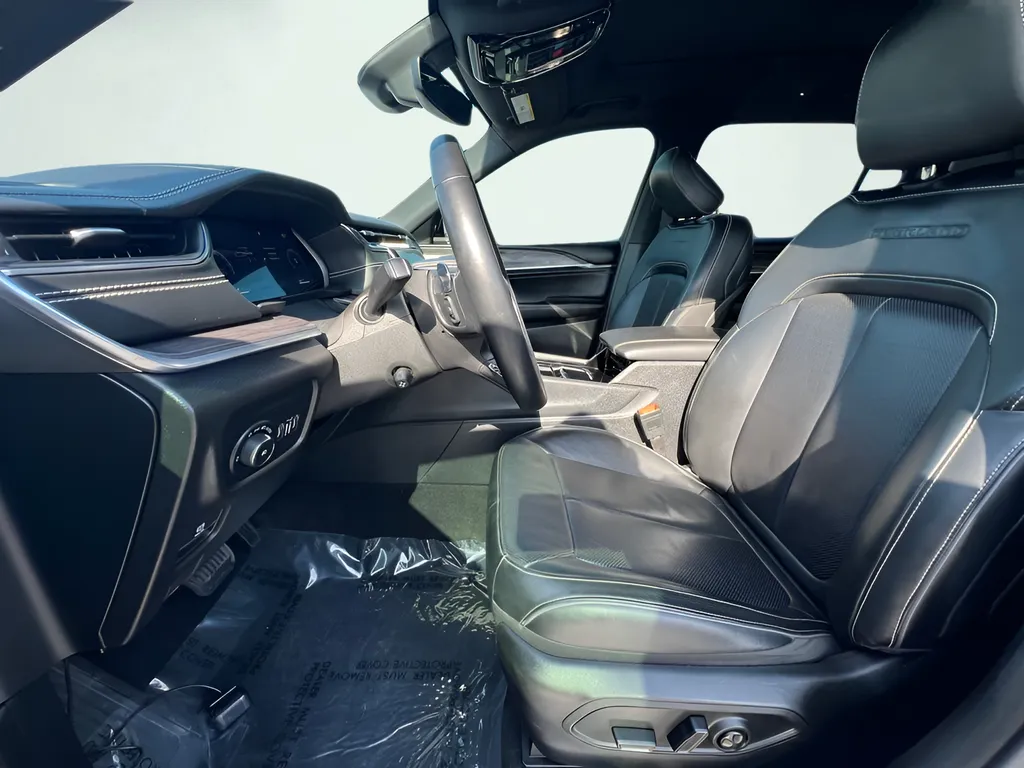 2022 Jeep Grand Cherokee L Overland - Photo 20