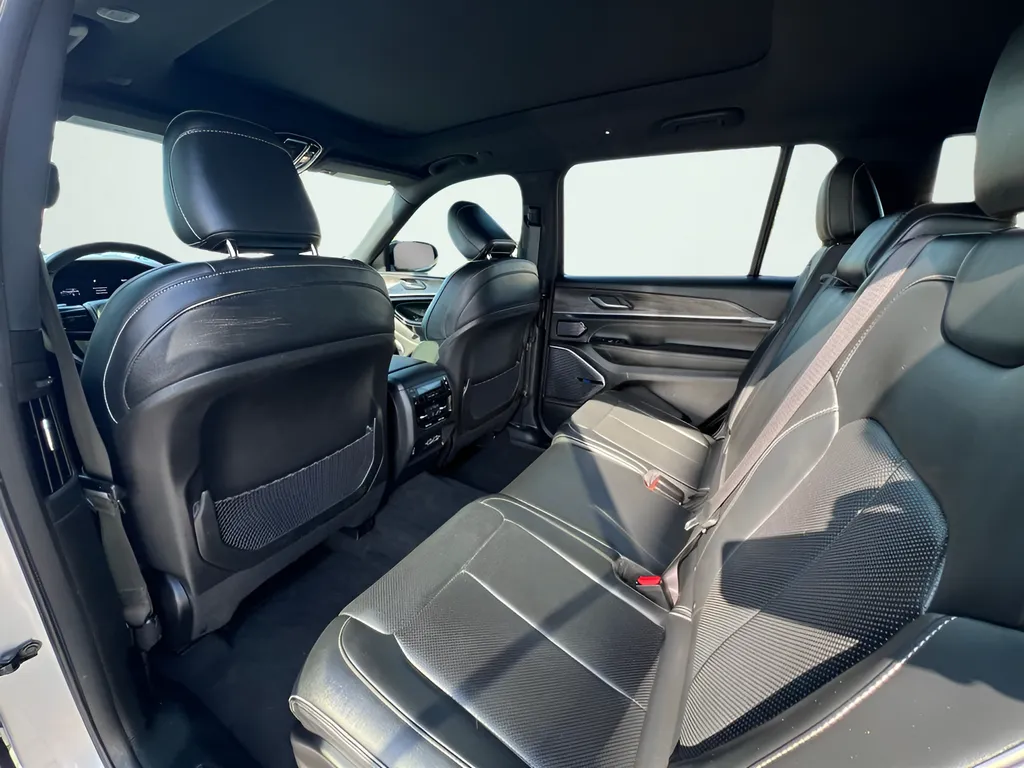 2022 Jeep Grand Cherokee L Overland - Photo 22