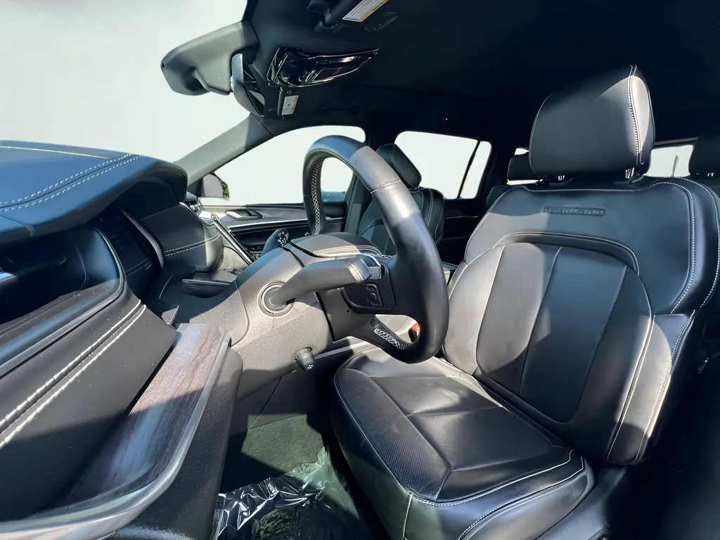 2022 Jeep Grand Cherokee L Overland - Photo 21