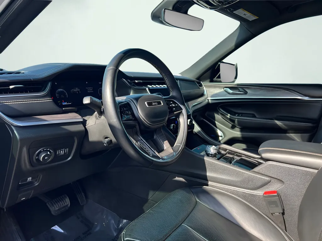 2022 Jeep Grand Cherokee L Overland - Photo 17