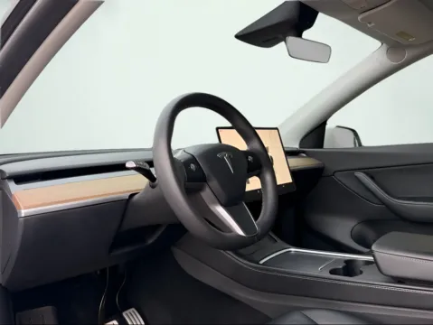 Photos of 2022 Tesla Model Y Performance for sale in Fishers, IN at AutoGiant USA Fishers