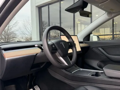 Photos of 2022 Tesla Model Y Performance for sale in Fishers, IN at AutoGiant USA Fishers