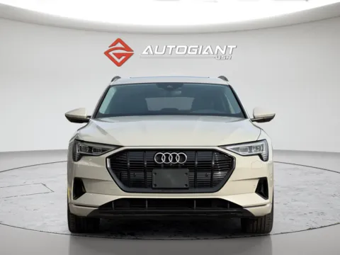 More photos of 2021 Audi e-tron Premium at AutoGiant USA Fishers, IN