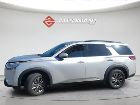 Photos of 2022 Nissan Pathfinder SV for sale in Fishers, IN at AutoGiant USA Fishers