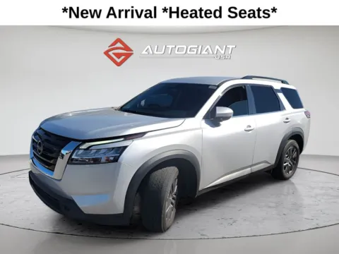 Silver 2022 Nissan Pathfinder SV for sale in Fishers, IN