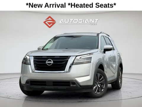 Silver 2022 Nissan Pathfinder SV for sale in Fishers, IN