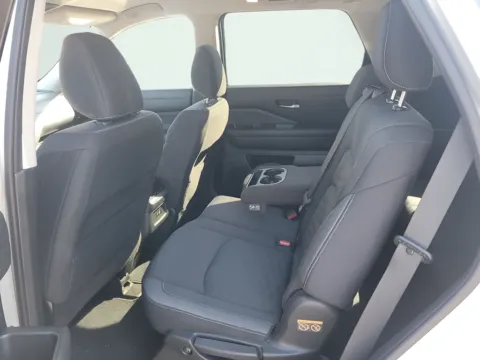 More photos of 2022 Nissan Pathfinder SV at AutoGiant USA Fishers, IN