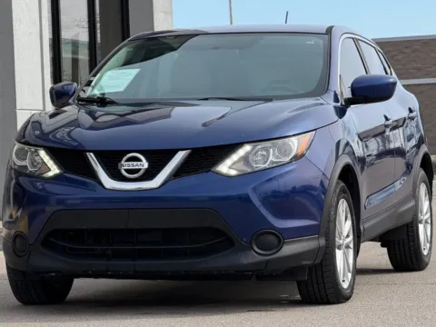 More photos of 2017 Nissan Rogue Sport S at AutoGiant USA Fishers, IN