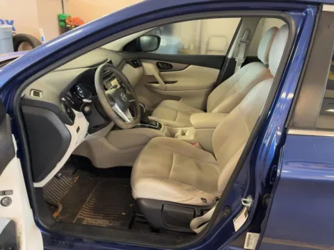 Photos of 2017 Nissan Rogue Sport S for sale in Fishers, IN at AutoGiant USA Fishers