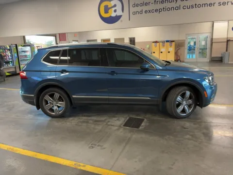 More photos of 2018 Volkswagen Tiguan 2.0T SEL Premium at AutoGiant USA Fishers, IN