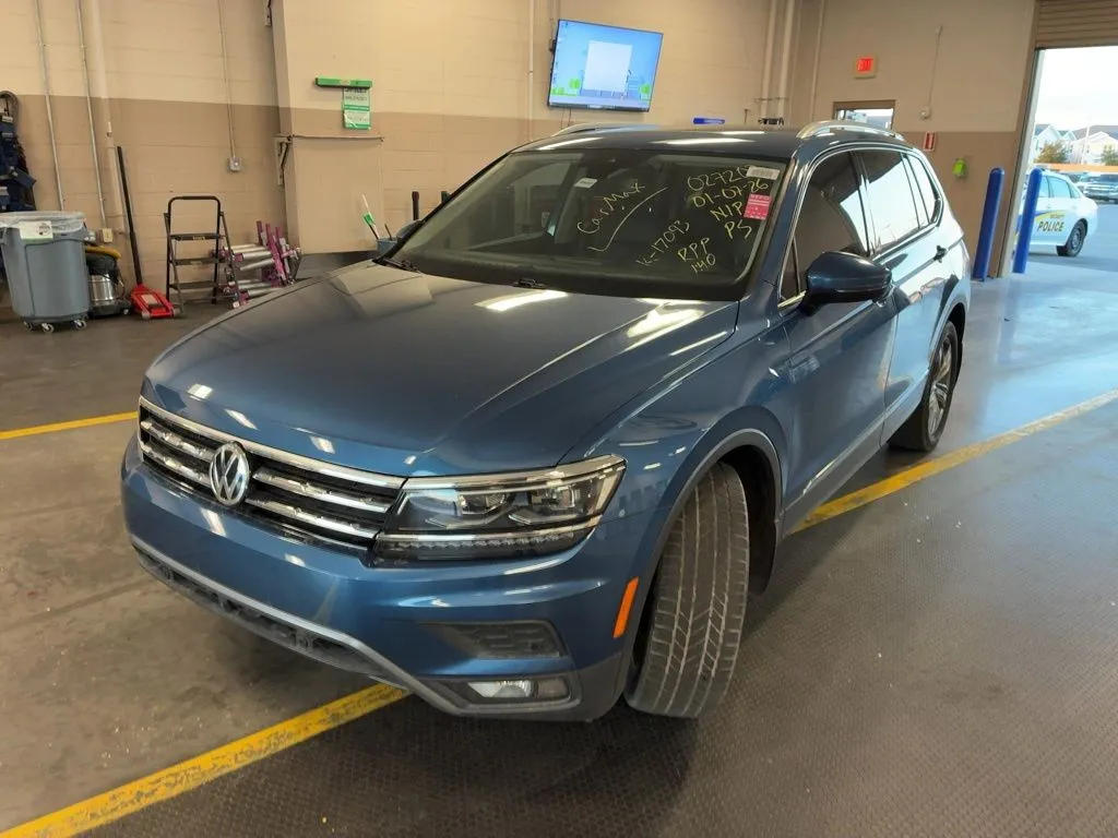 Blue 2018 Volkswagen Tiguan 2.0T SEL Premium for sale in Fishers, IN