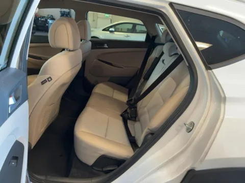 More photos of 2017 Hyundai Tucson Eco at AutoGiant USA Fishers, IN