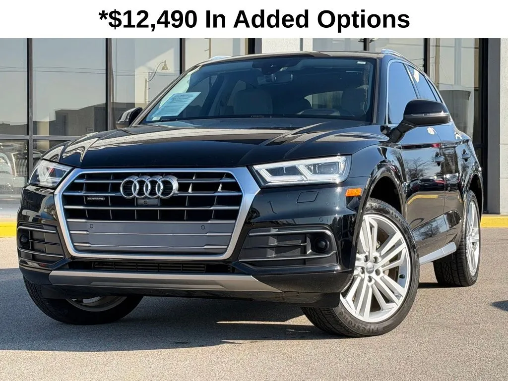 Black 2018 Audi Q5 2.0T for sale in Fishers, IN